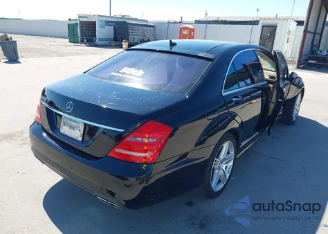 2012 Mercedes-Benz S 550 из США, поврежденный, VIN WDDNG7DB7CA463070